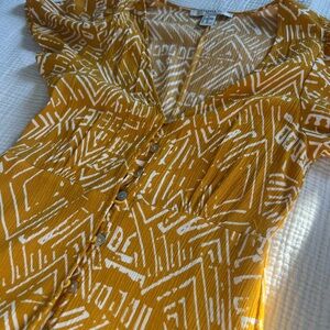 Yellow dress for any occasion